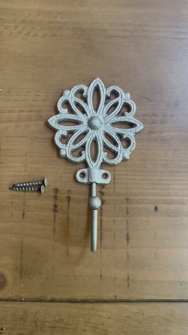 SALE/Decorative metal Flower wall hook/Towel Hook/Shabby chic hook/Coat hook/Backpack hook/Nursery hook/Curtain hook/Cast iron wall hook/