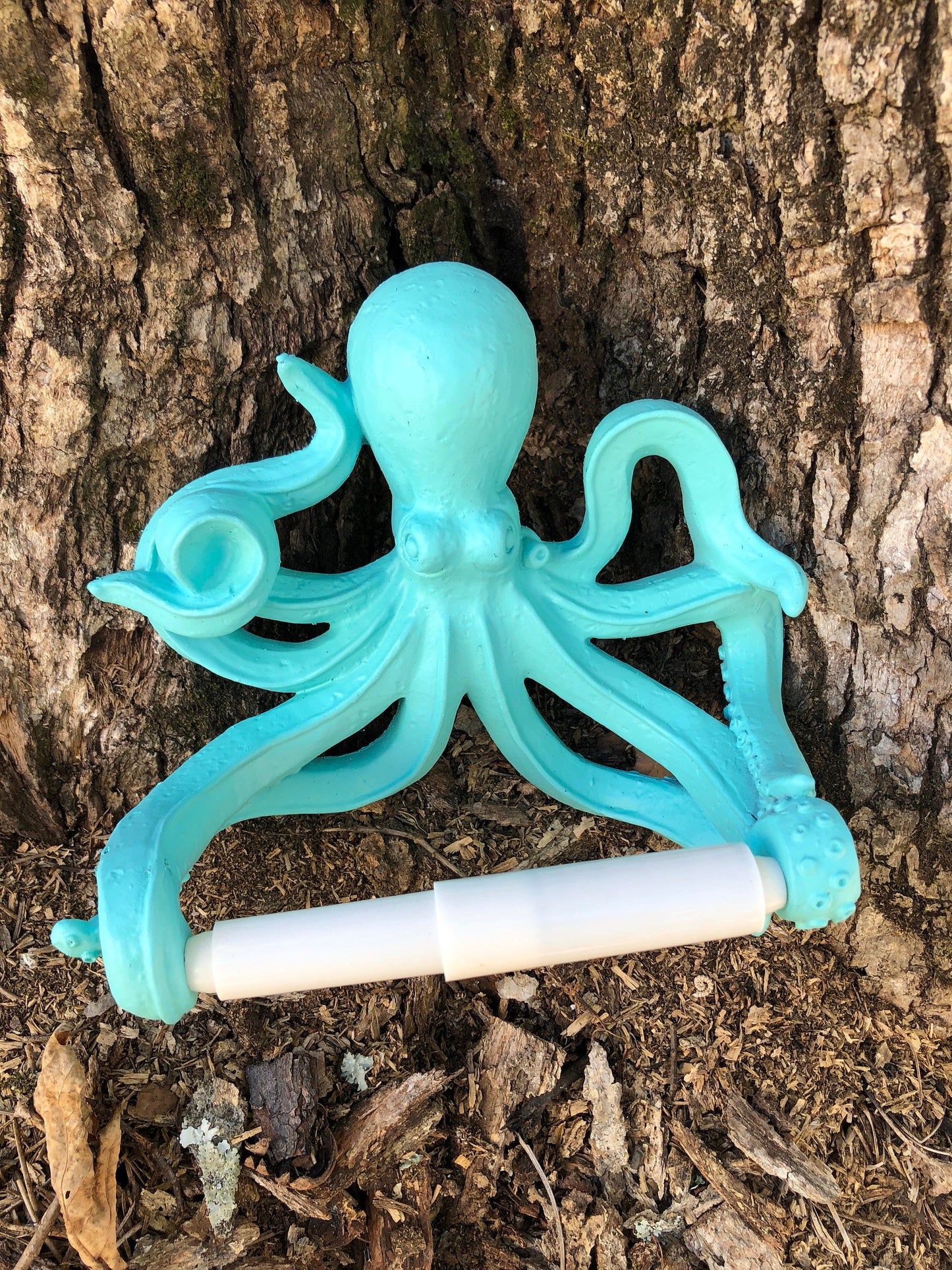 CLEARANCE/Octopus Toilet Paper Holder/Octopus Decor/Beach/Nautical decor/Resin Octopus Towel Hook/Kids Bathroom/Beach Decor/Nursery